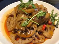 -巴厘龙虾·榜首油焖大虾(音乐学院·沿江酒馆店)