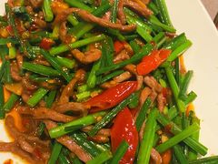芹黄牛肉丝-铜小馆(1891时光道店)