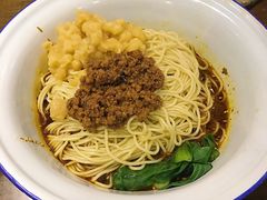 -东三里屯豌杂面