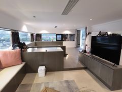 -百里峡七彩艺术小镇