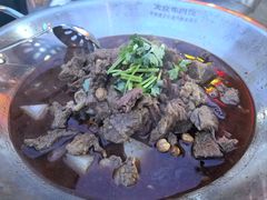 -大众跷脚牛肉馆·非遗传承单位(峨眉山店)