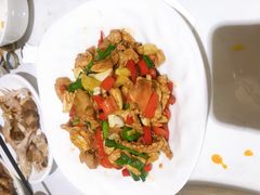 -鱼䲆鱻云南草帽蒸汽石锅鱼(云尚国际店)