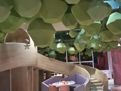 -水桶王国主题餐厅·聚会·生日派对·亲子活动·家庭套餐(亚龙湾希尔顿店)