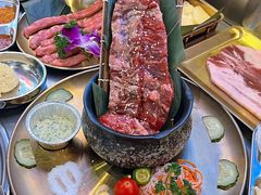 -哈哈碳都·牛肋条无限自助烤肉(台江万达店)