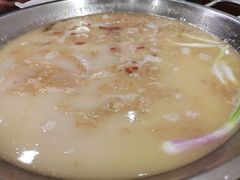 -老来福·非遗酸汤兔(凯旋路店)