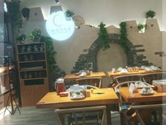 大堂-城边边烧烤-魏晋烤肉旗舰店
