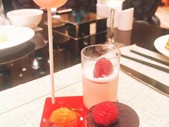 -万达瑞华酒店美食汇自助餐厅(楚河汉街店)