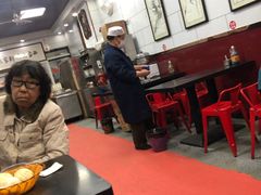 大堂-郑家包子牛肉拉面(尚勤路店)