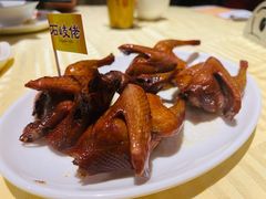 招牌烤乳鸽-石岐佬中山菜馆(张溪店)