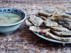 老北京炸灌肠-门框胡同百年卤煮(新街口店)