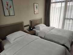 -上海怡沁园度假酒店