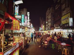 -六合夜市