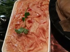 -重庆爽翻天老火锅(临平万达广场店)
