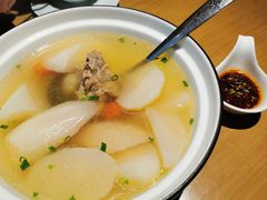 筒骨萝卜汤-卞氏菜根香·川菜(青羊万达店)