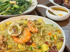 菠萝海鲜炒饭-有嘢食私房菜(西关新天地店)
