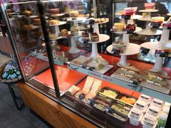 零售区-星巴克(成都龙湖三千集店)