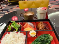 -上海大宁福朋喜来登酒店大堂吧(共和新路店)