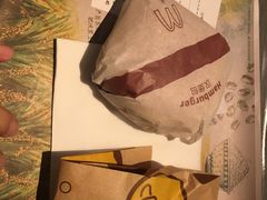-麦当劳(汉口火车站候车室店)