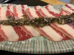 -臻牛烤肉
