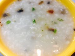 皮蛋瘦肉粥-粥公粥婆精品家常菜(青龙桥店)