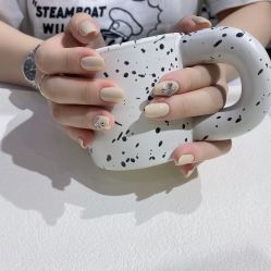 -槿里日式美甲工作室