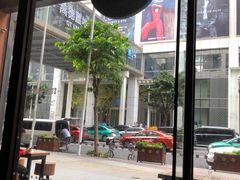 -星巴克臻选(广州高德置地秋广场店)