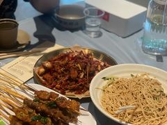 -肥肥虾庄·金牌油焖大虾(杨园滨江时代walk店)