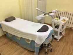 -苗方清颜痘肌研究所