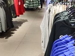 -唯品会(北京国瑞城店)