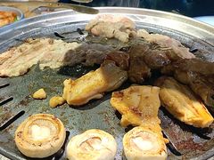 -明洞阿姨·韩式酱蟹烤肉·创意料理(三元桥店)