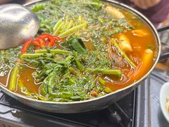 -亲昵春川鸡排(韩国美食街店)