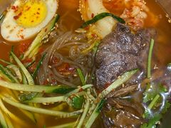 -鑫釜山海鲜烧烤(鑫丰国际店)