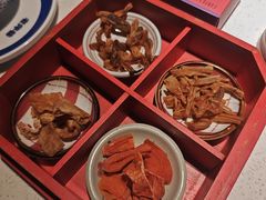 -老萍巷莲花血鸭·萍乡地标江西菜(步行街店)