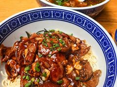 蛤蜊猪肝拌面+虎皮蛋-沪西老弄堂面馆(定西路店)