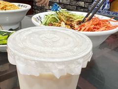 -牛一嘴·兰州牛肉面·大盘鸡(财富中心店)