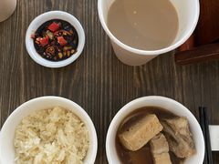 -The BREW·酿餐厅(浦东嘉里大酒店)