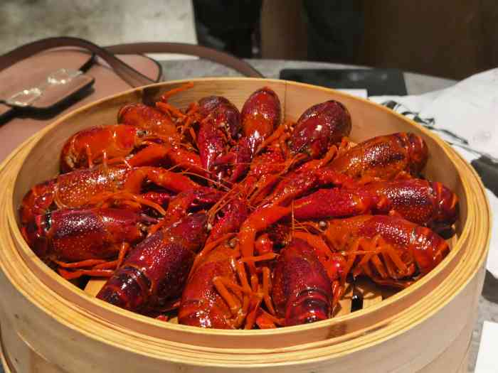 靓靓蒸虾江滩明珠店