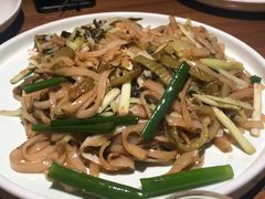 老坛酸菜粿条-如轩·海鲜砂锅粥·潮汕菜(海珠店)