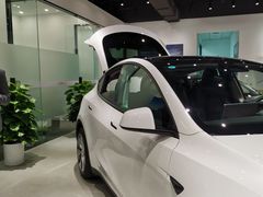 -TESLA 特斯拉(北京颐堤港体验店)