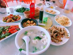 -红月湾海鲜饭店•沙滩海景(双月湾店)