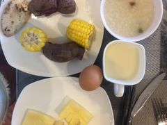 -永恒朗悦酒店(广西大学地铁站大学东路万达广场店)
