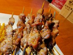 -京狮炙燥·精酿烧烤(首经贸店)