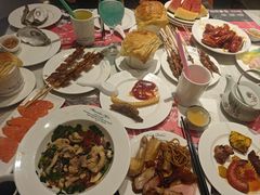 -四海一家自助餐(益田假日广场店)