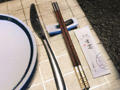餐具摆设-仙桐吉宴铁板烧·精致料理
