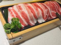 -老房老舍重庆火锅(假日城市店)