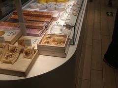 -好利来(东四店)