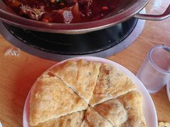 -大众跷脚牛肉馆·非遗传承单位(峨眉山店)