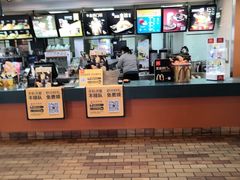 -麦当劳(郑州银基店)