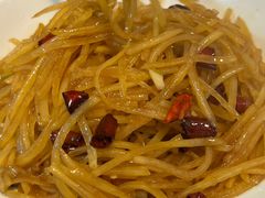 酸辣土豆丝-叁拾壹克饺子·东北菜(国贸店)