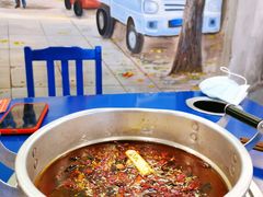 经典锅-马路边边串串香(延庆环球新意广场店)